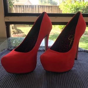 Jessica Simpson - Tomato Red Heels